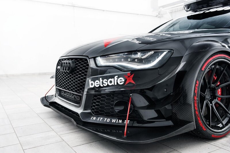 Black Race Car — Aggressive, Photograph