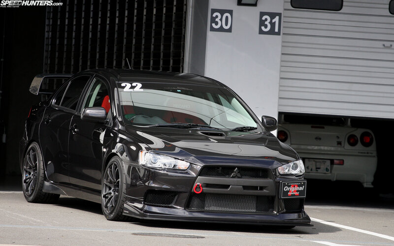 Black Race Car — Focused