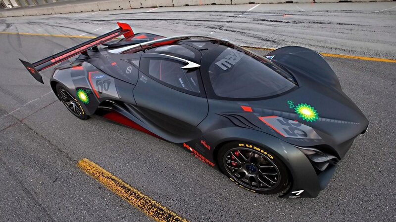 Black Race Car — Gray, Dynamic