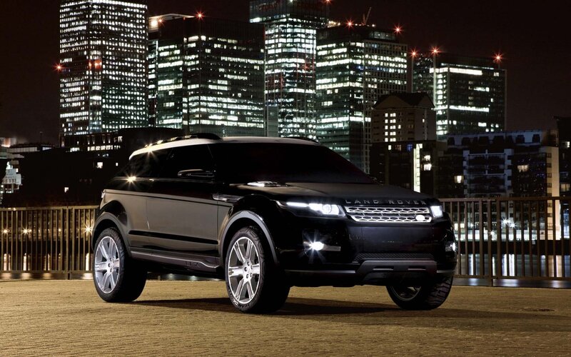 Black Range Rover at night