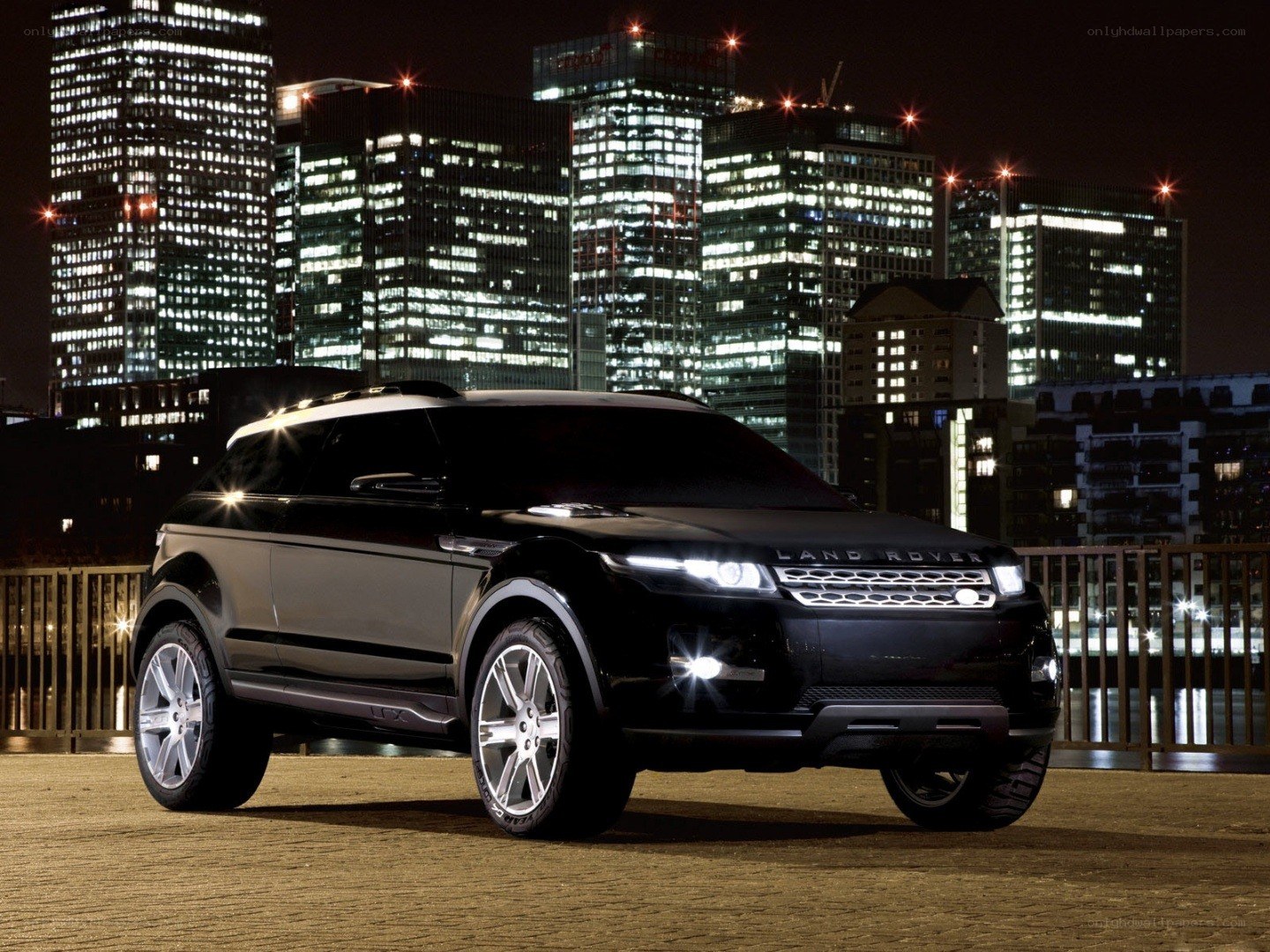 Black Range Rover at night