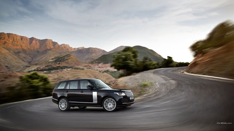 Black Range Rover — Dynamic, Afternoon