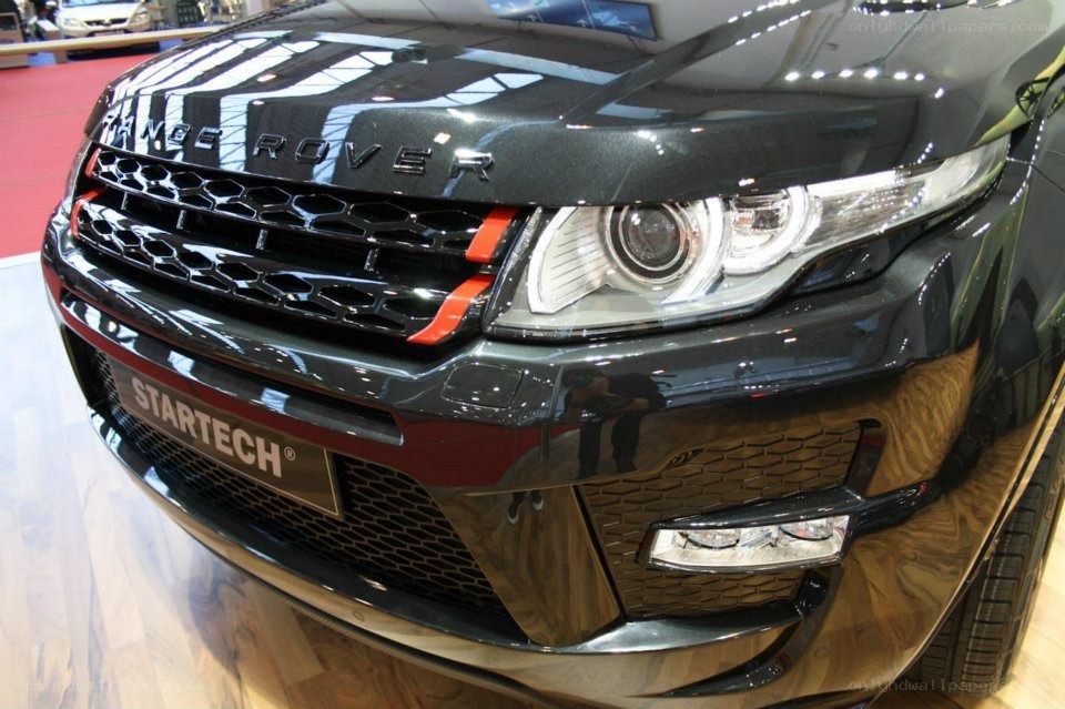 black range rover front view