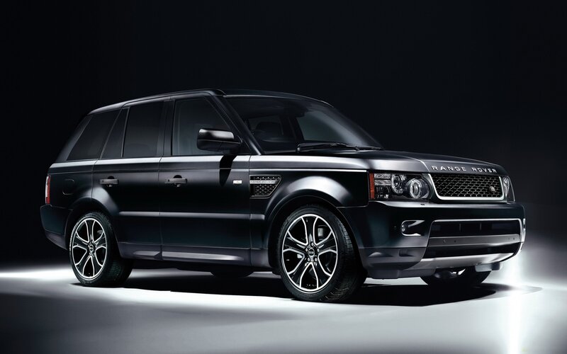 Black Range Rover in studio