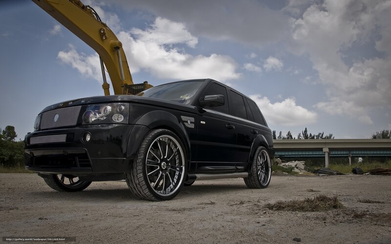 Black Range Rover on construction site
