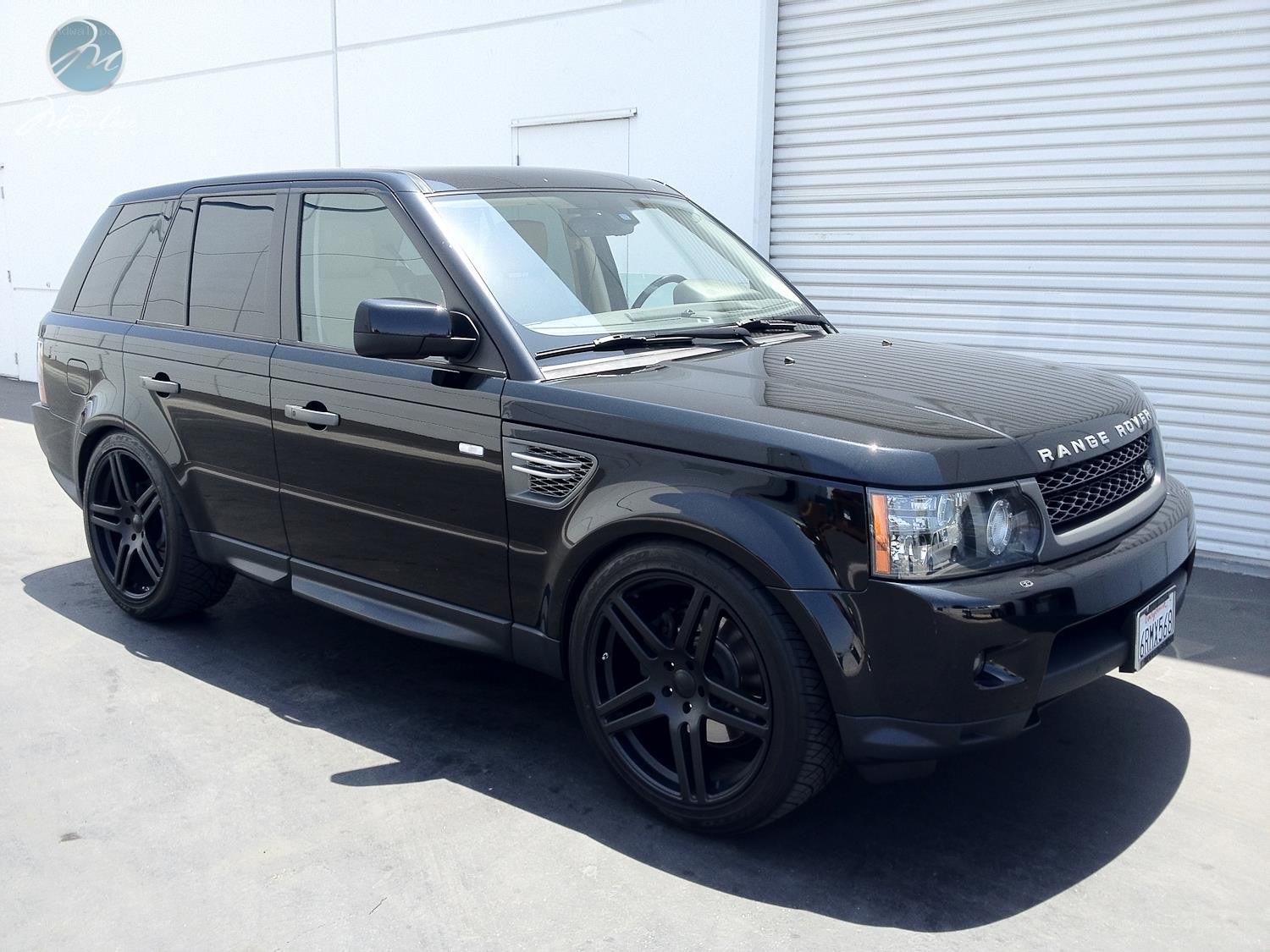 black range rover sport