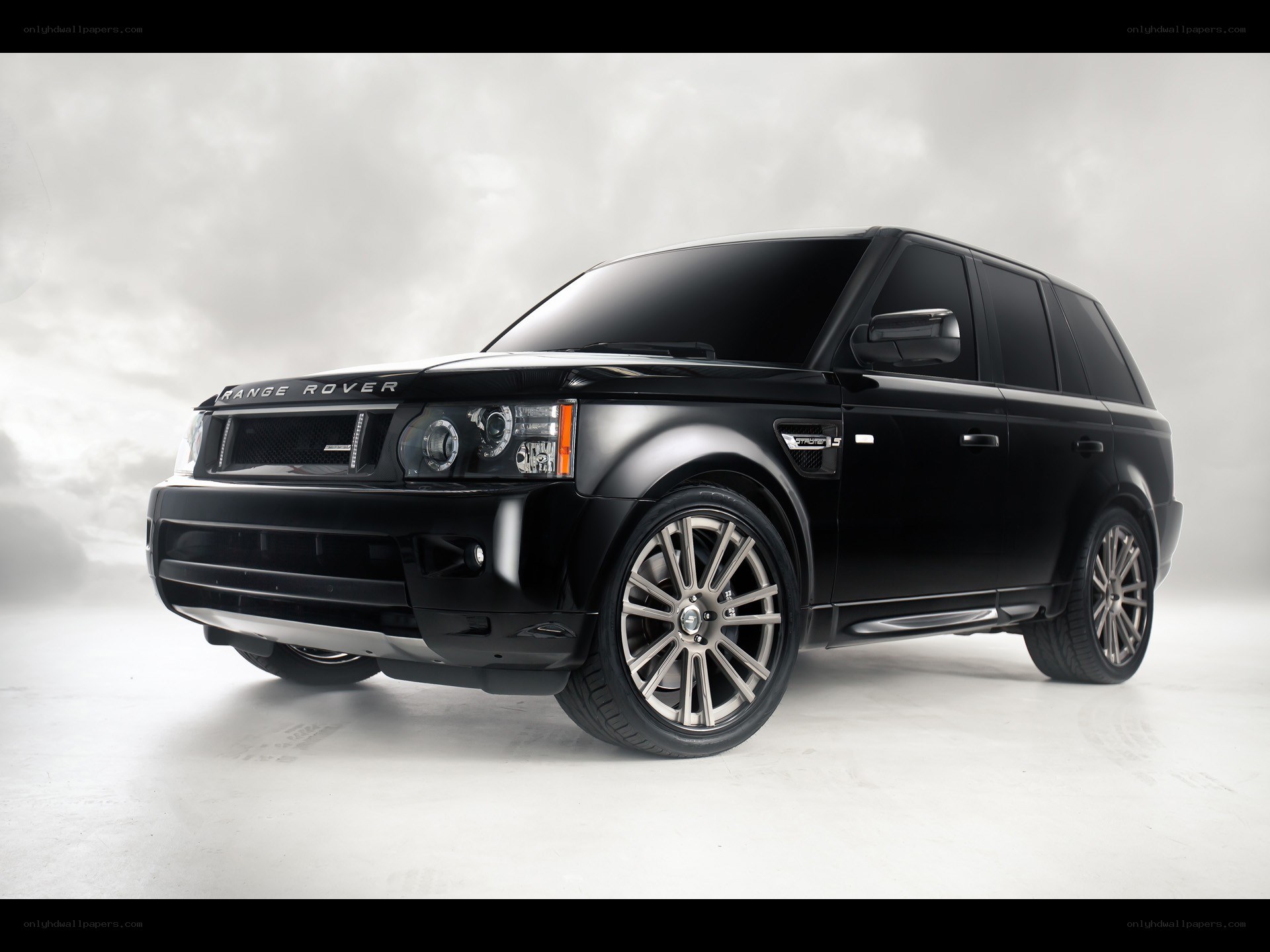 Black Range Rover Sport