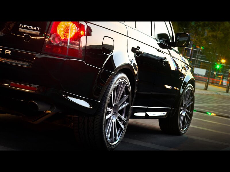 Black Range Rover Sport at night