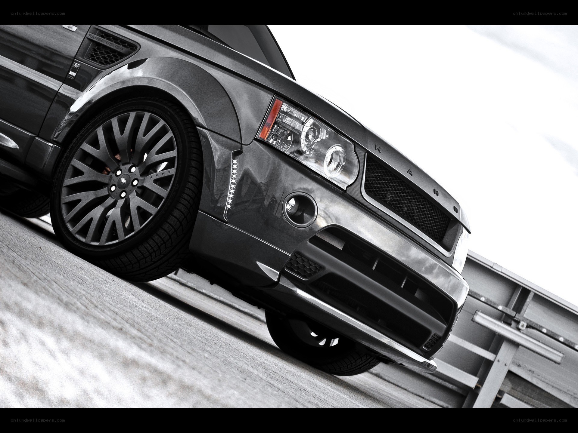 black range rover suv