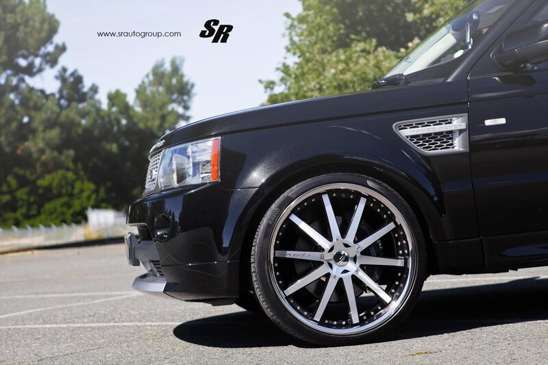 Black Range Rover Suv — Calm, Afternoon, Photograph
