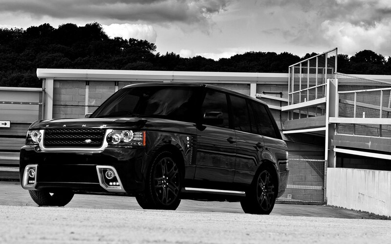 Black Range Rover Suv — Dramatic, Photograph, Building
