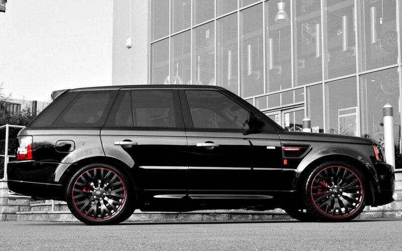 Black Range Rover Suv — Dramatic, Photograph, Car, Building, Wheels