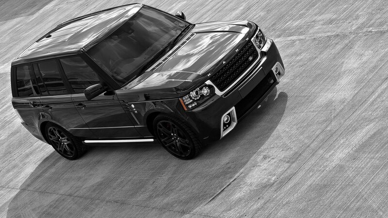 Black Range Rover Suv — Dramatic, Photograph, Car, Road