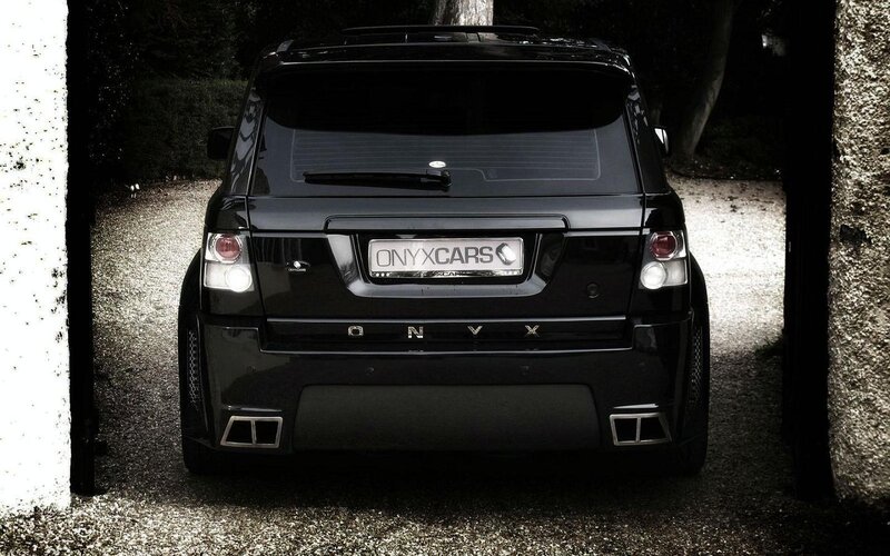 Black Range Rover Suv — Dramatic, Photograph, Car