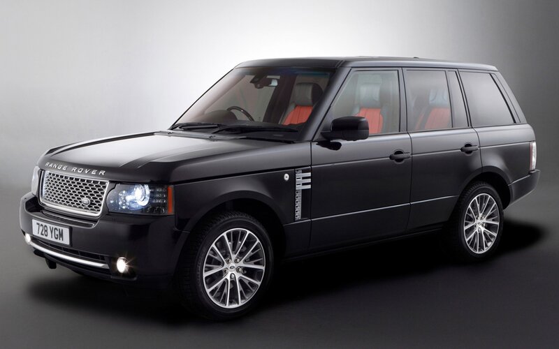 Black Range Rover Suv — Dramatic, Photograph, Car, Wheels, Headlights, License Plate