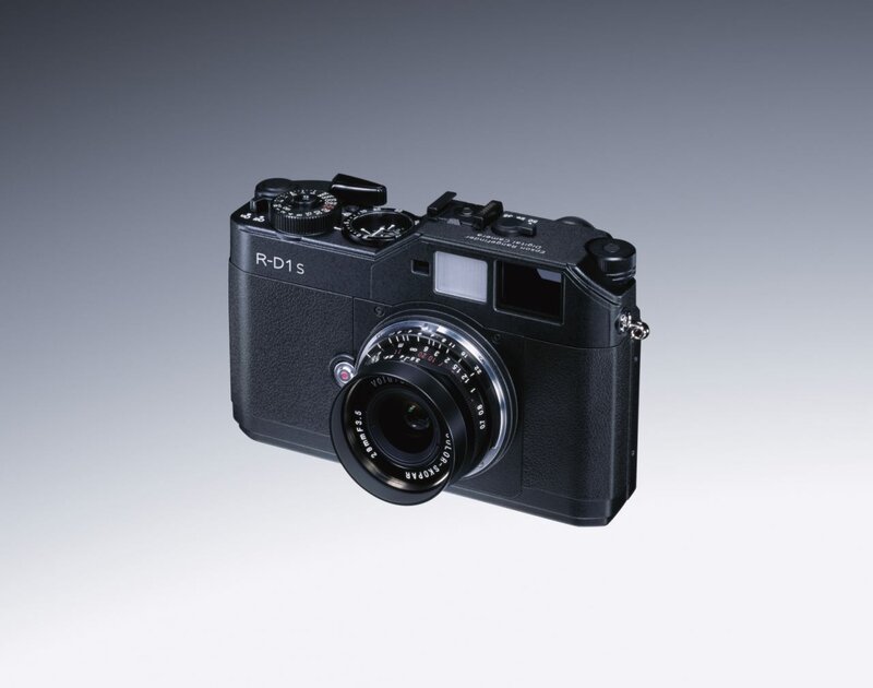 Black rangefinder camera