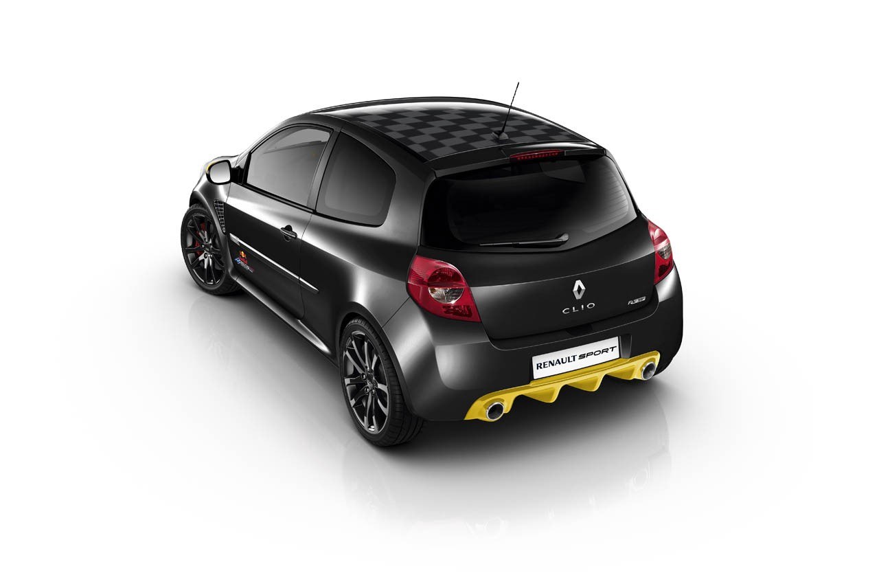 Black Renault Clio RS