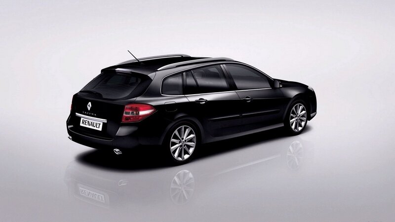 black renault laguna station wagon