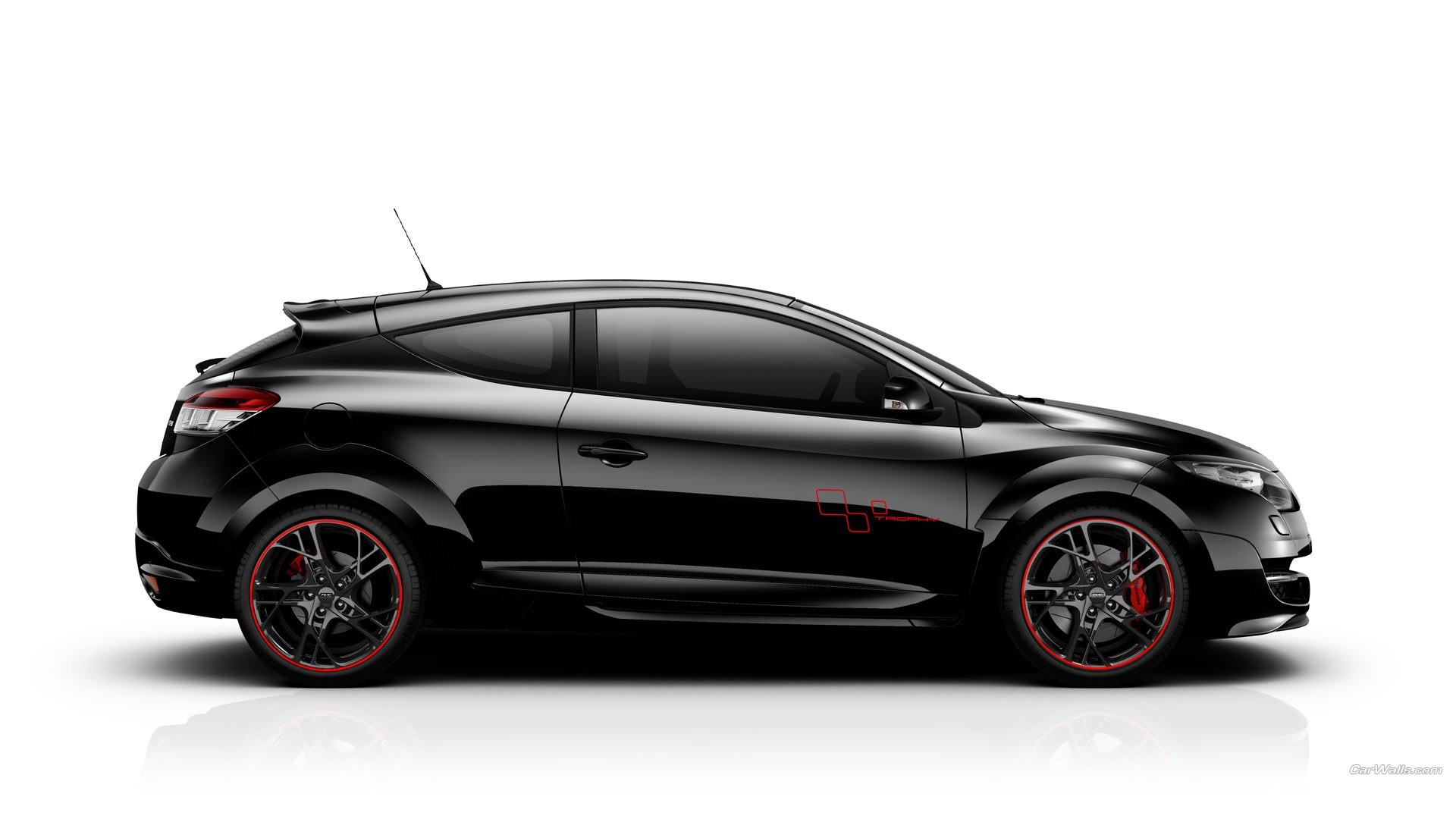 black renault sport car