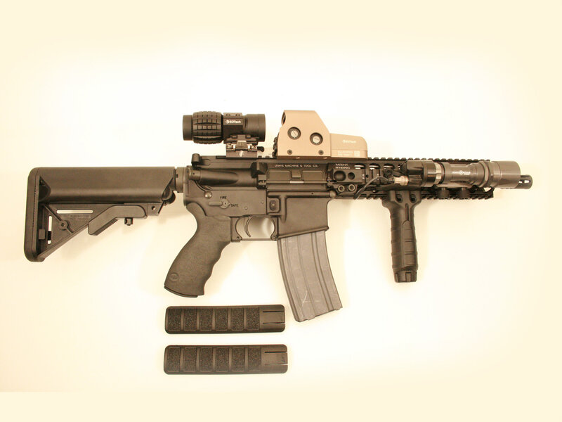 Black Rifle with Accessories — Neutral