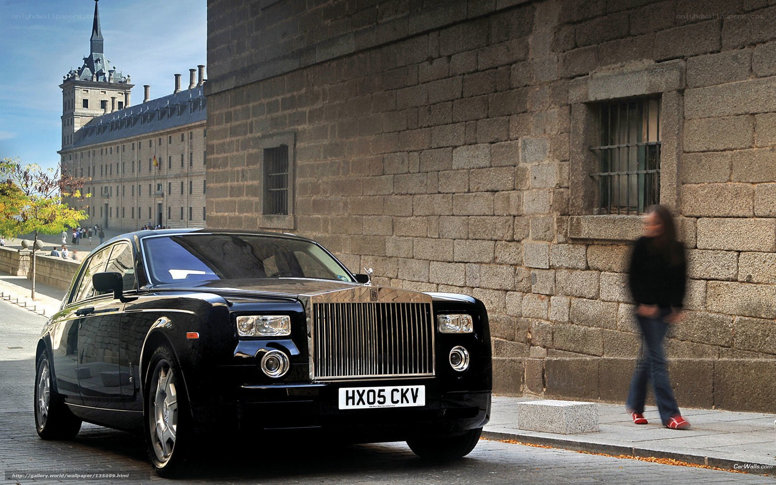 Black Rolls-Royce in Madrid