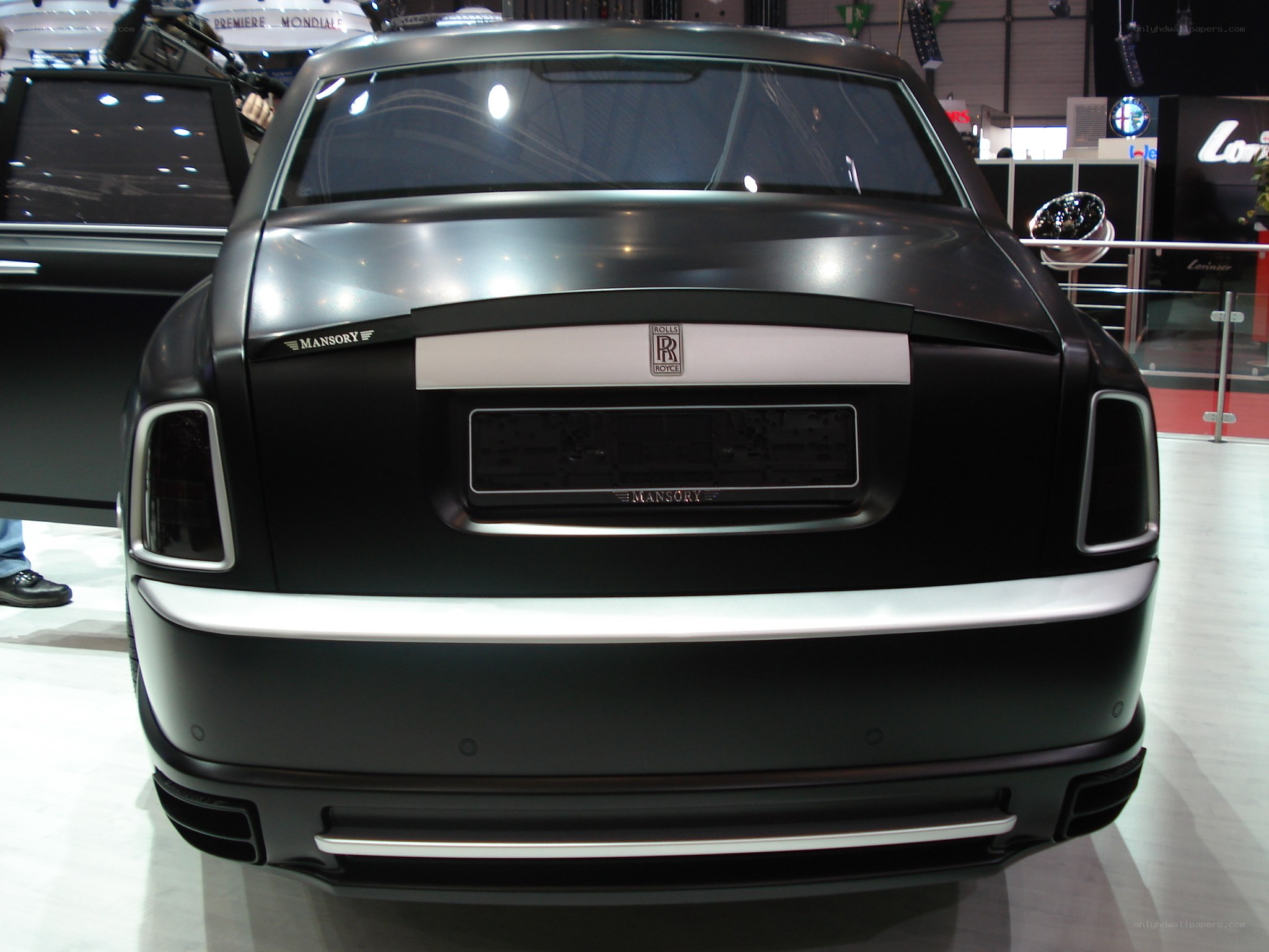 black rolls-royce mansory