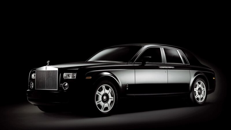 Black Rolls-Royce Phantom