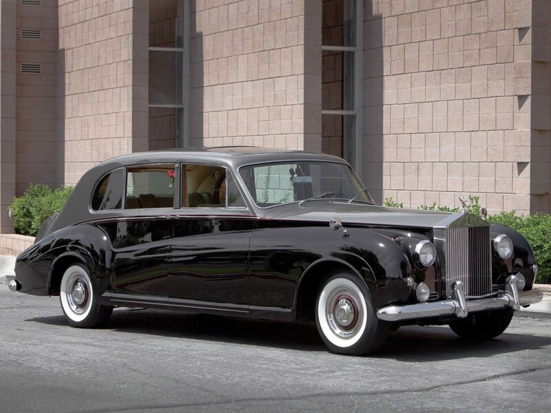 black rolls-royce sedan