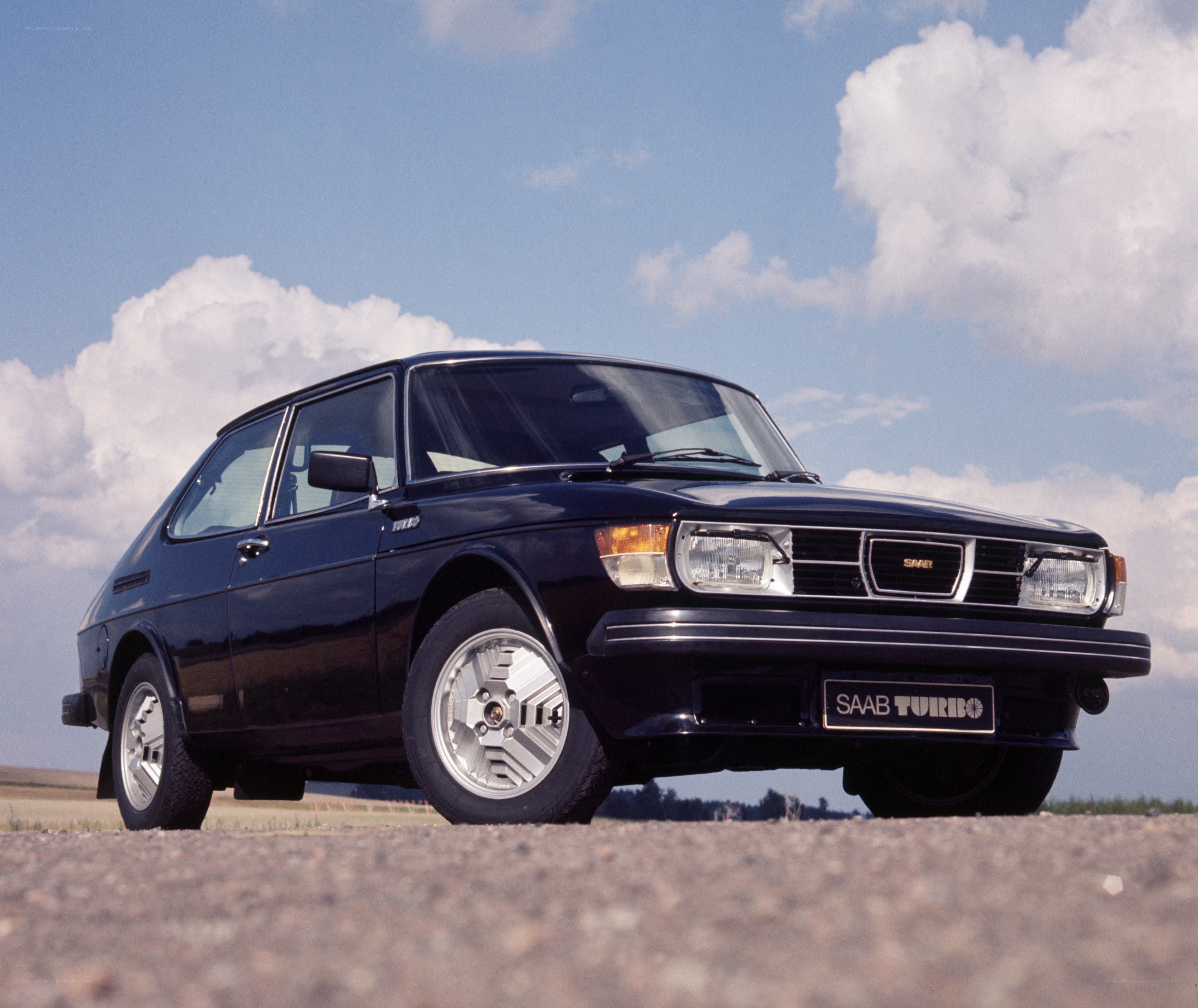 Black Saab Turbo car