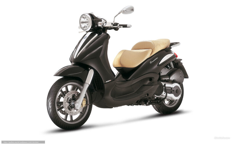 Black Scooter with Beige Seat — Neutral