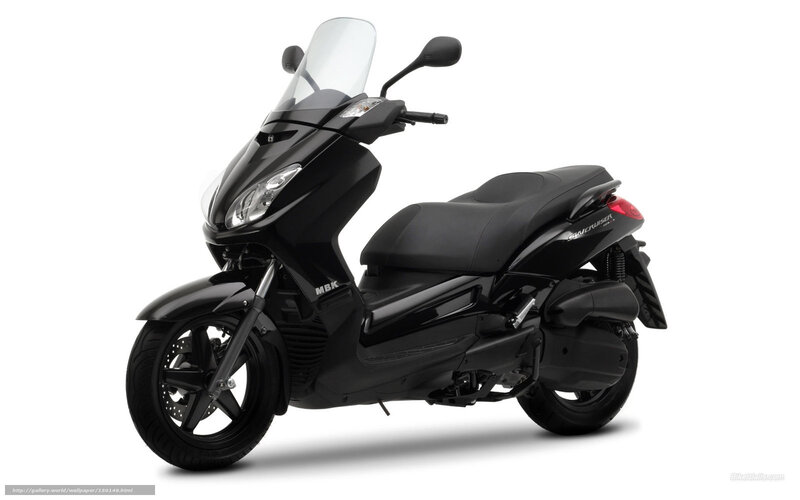 Black scooter with windscreen