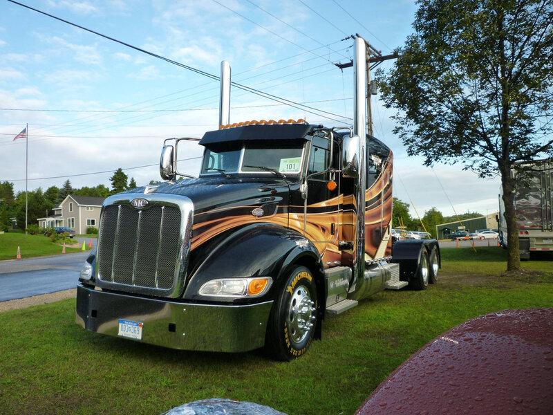Black Semi-truck — Calm, Morning