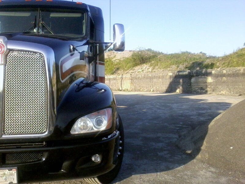 Black Semi-truck — Neutral, Morning