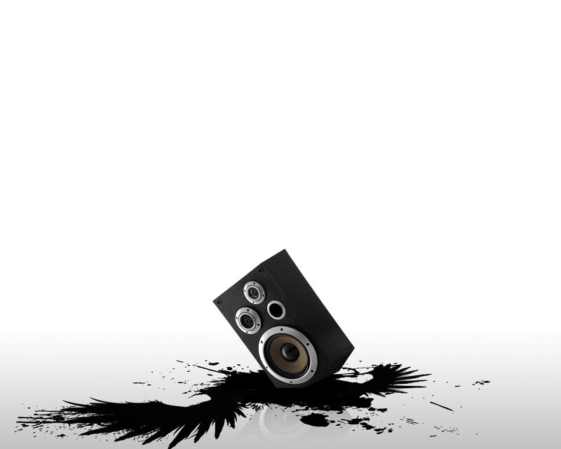 Black Speaker on Splatter
