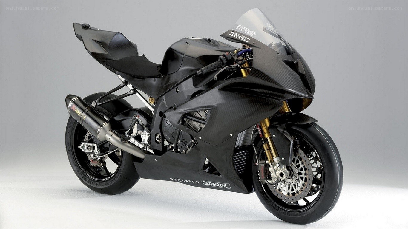 black sport motorcycle