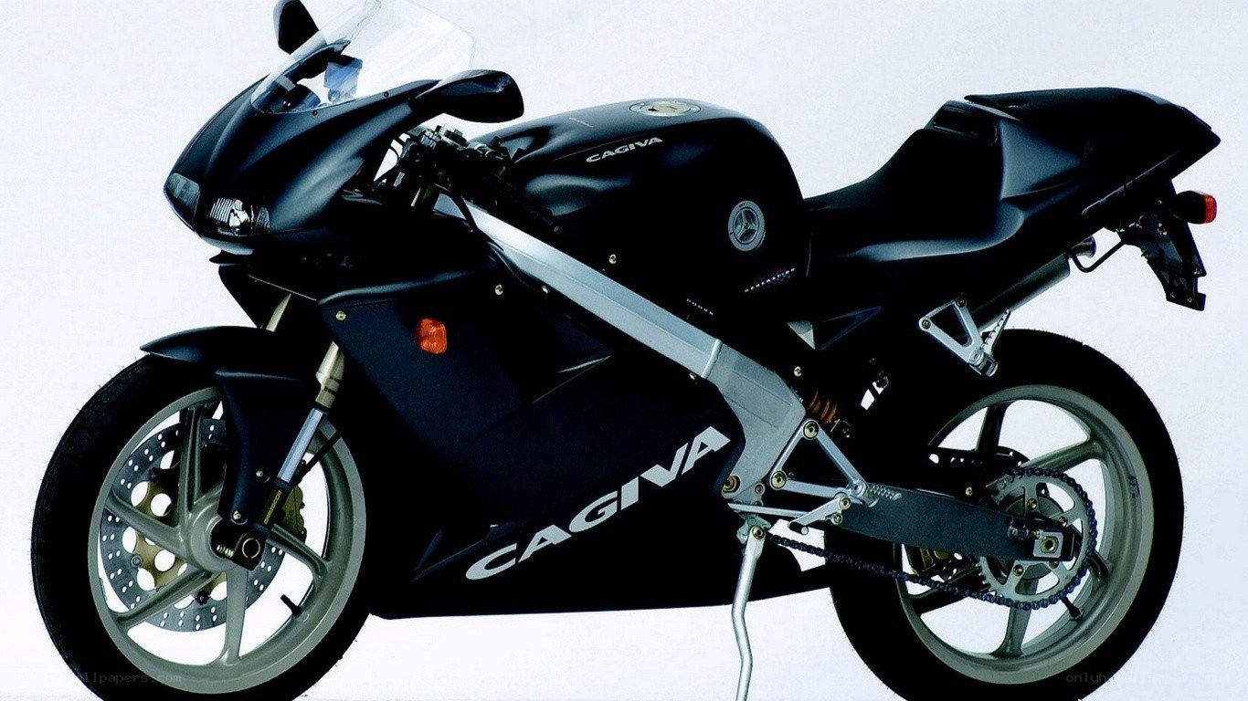 black sport motorcycle