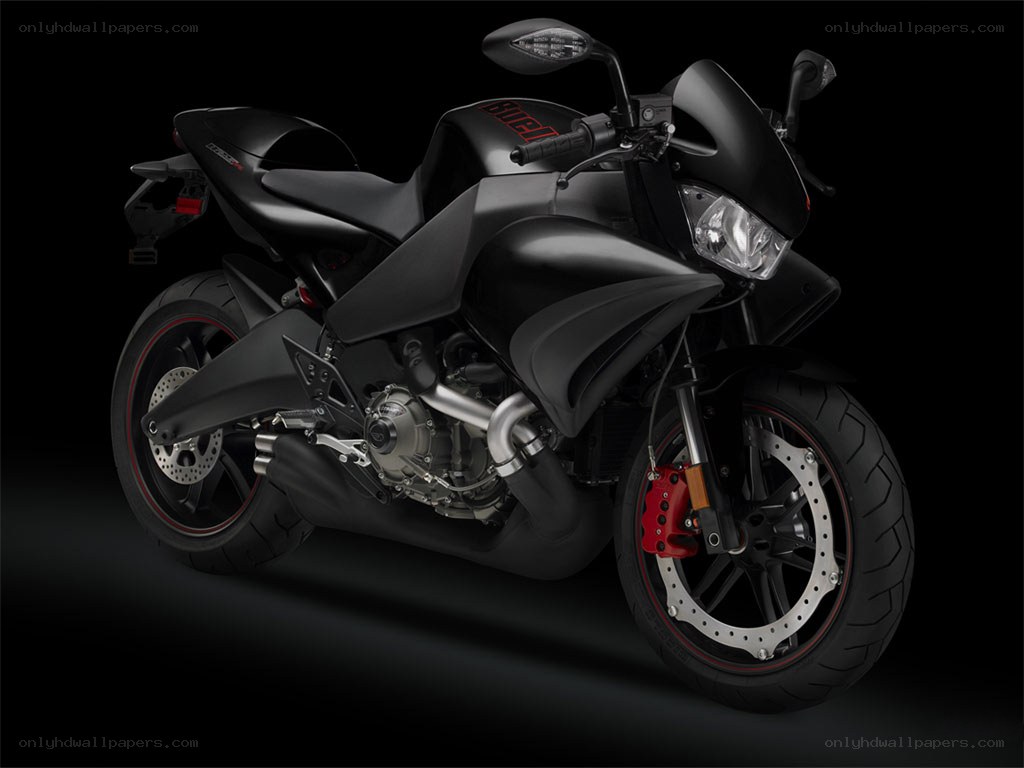 black sport motorcycle