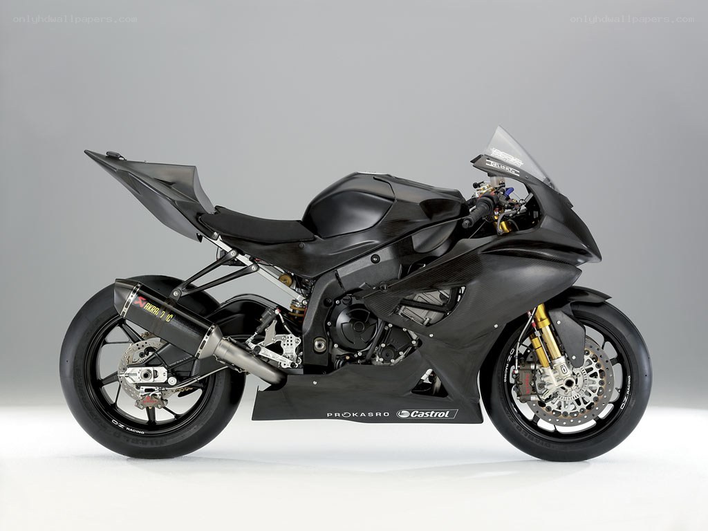 black sport motorcycle