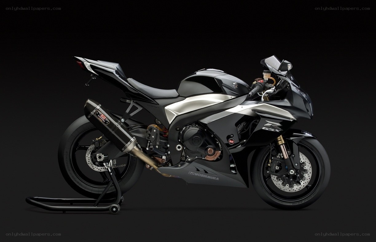black sport motorcycle