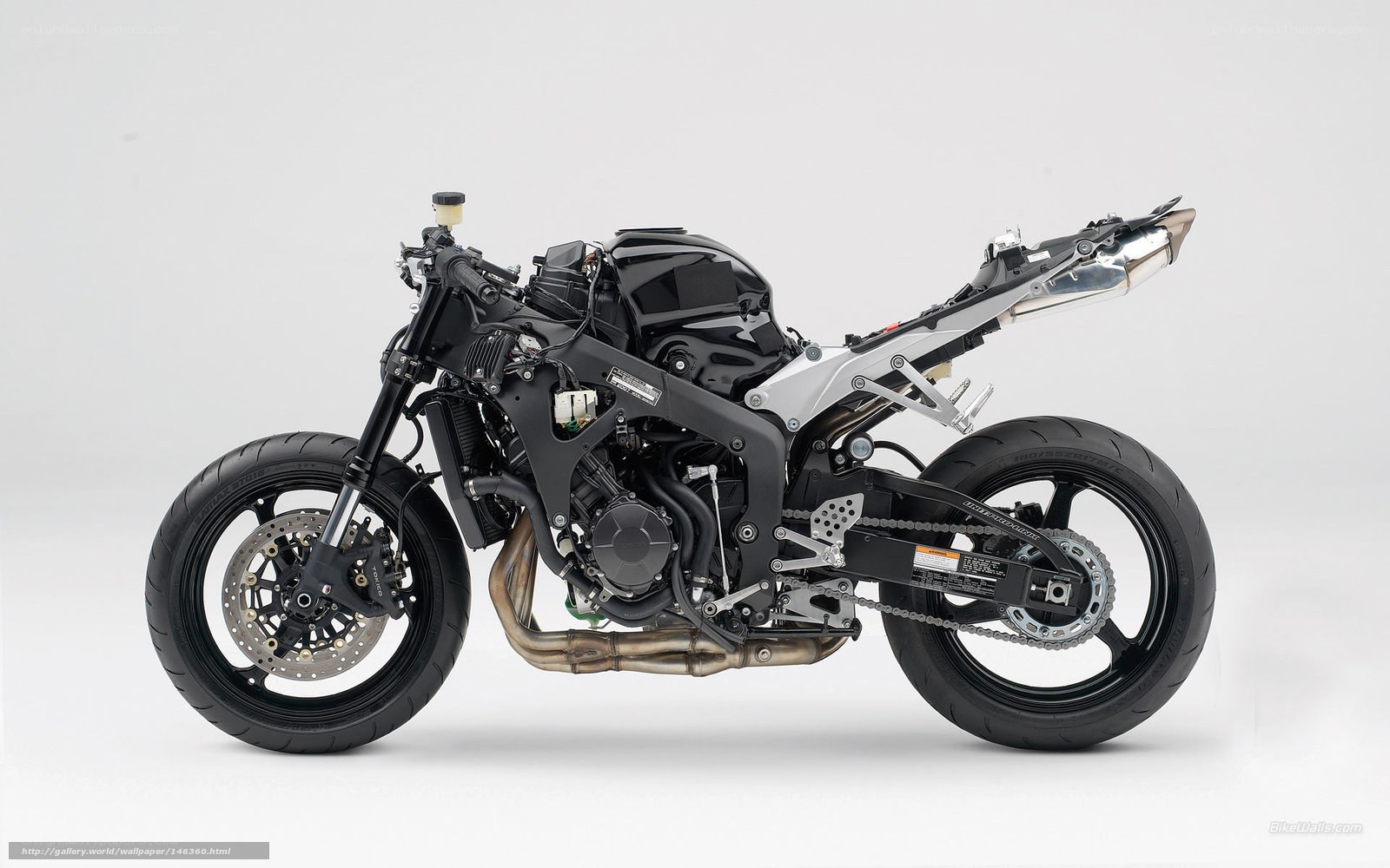 black sport motorcycle