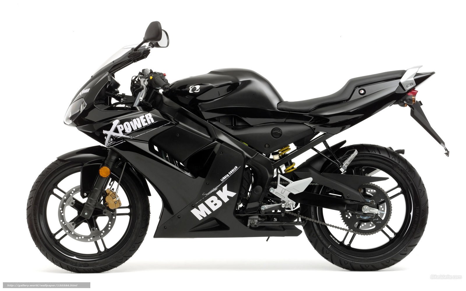 black sport motorcycle