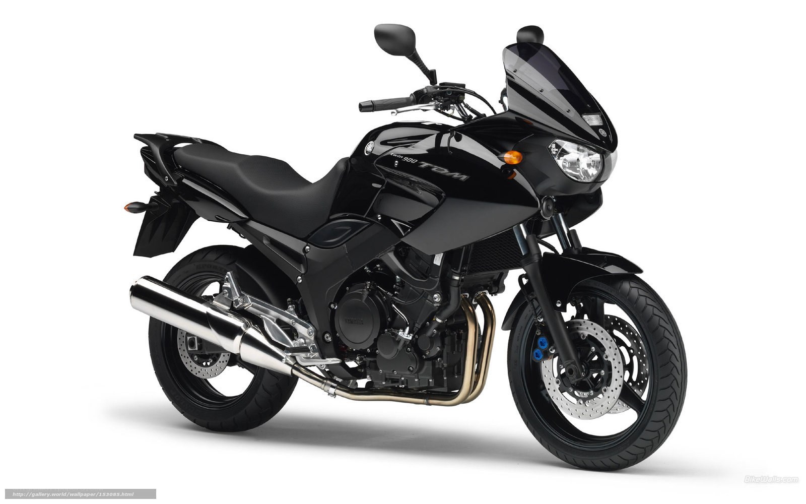 black sport motorcycle