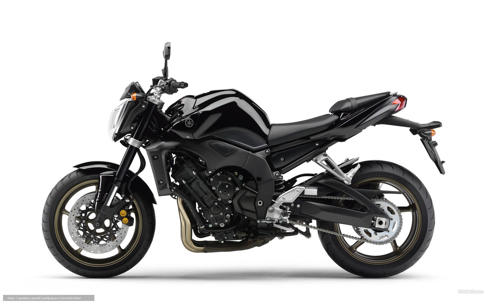 black sport motorcycle
