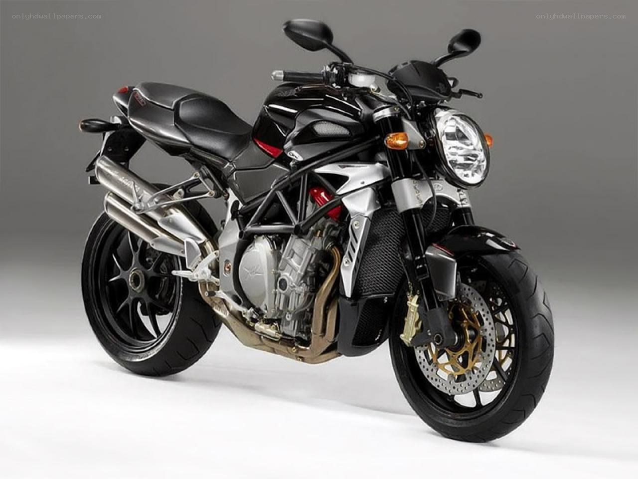 black sport motorcycle
