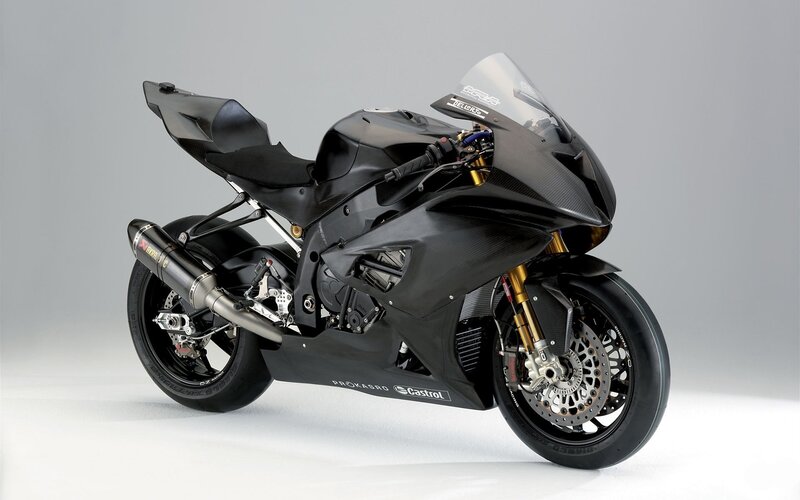 black sport motorcycle