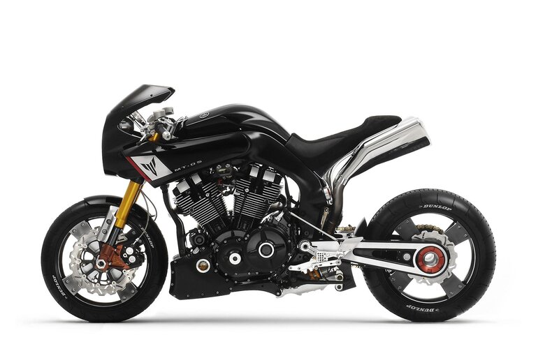 black sport motorcycle