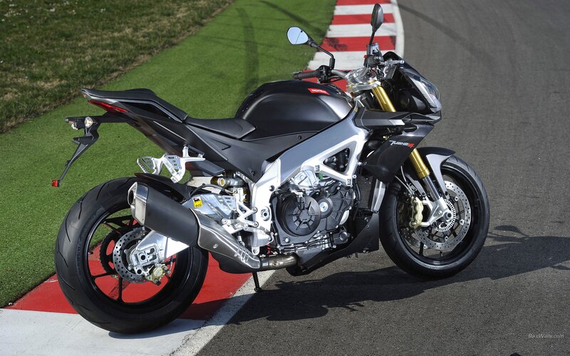 Black Sport Motorcycle — Calm, Afternoon, Photograph, Racetrack