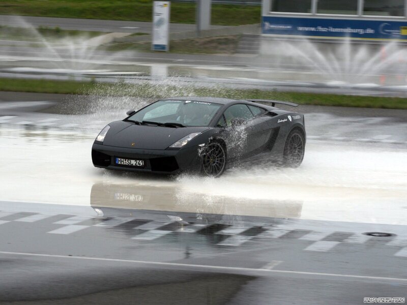 Black Sports Car — Dynamic, Photograph, Spray