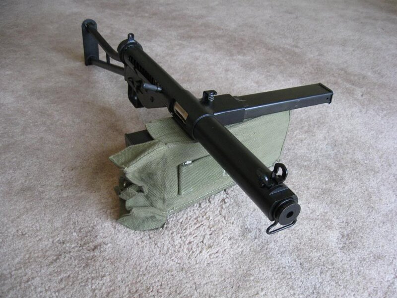 Black Submachine Gun — Neutral, Photograph, Carpet