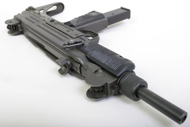 Black Submachine Gun — Neutral